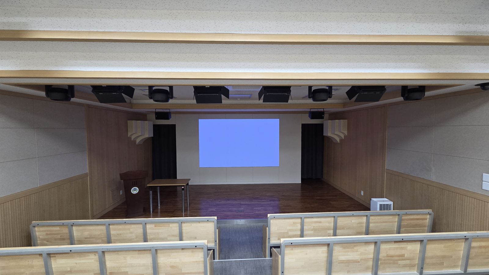 상명초등학교 연극실 무대 조명
